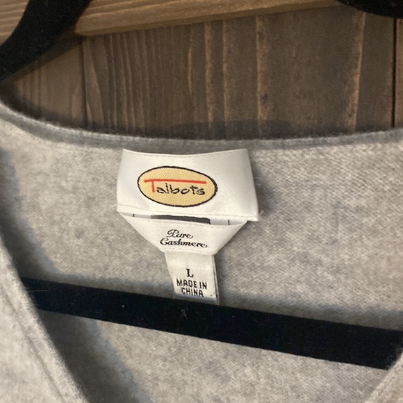 Talbots Cashmere sweater M-L - Picture 2 of 4